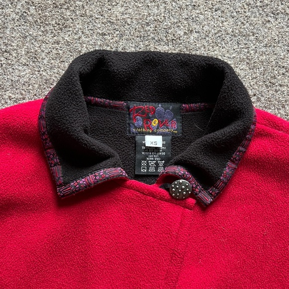 Vintage Red Fleece Button Front Jacket Womens XS Black Collar Polartec Retro 90s - Picture 5 of 16